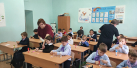 Сотрудники Центральной районной библиотеки Городищенского района провели мастер-класс «Милой маме» - Городищенский район